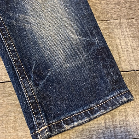 Miss Me Capri Jeans - Picture 6 of 13